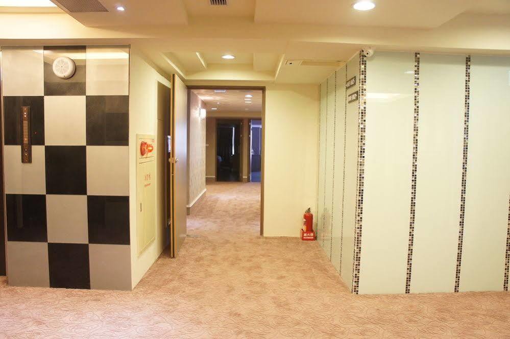 Taichung Saint Hotel Экстерьер фото